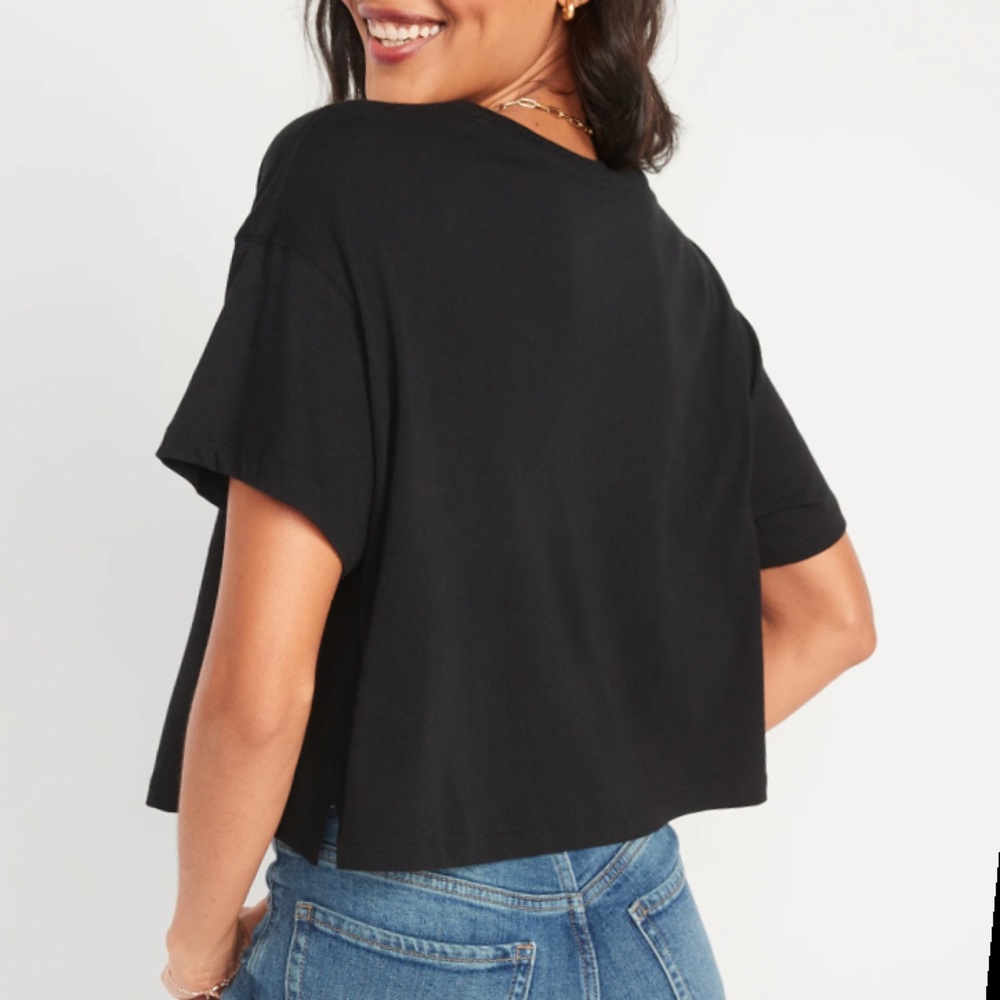 Old Navy black boxy crop top